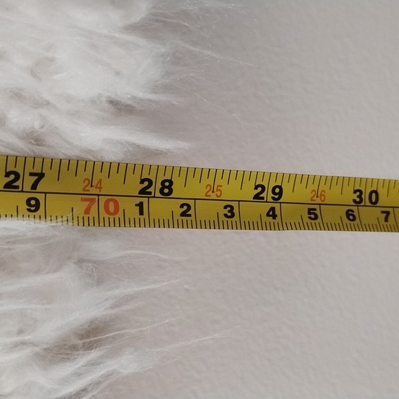 XXI White Faux Fur Mob Wife Statement Jacket - Picture 14 of 16